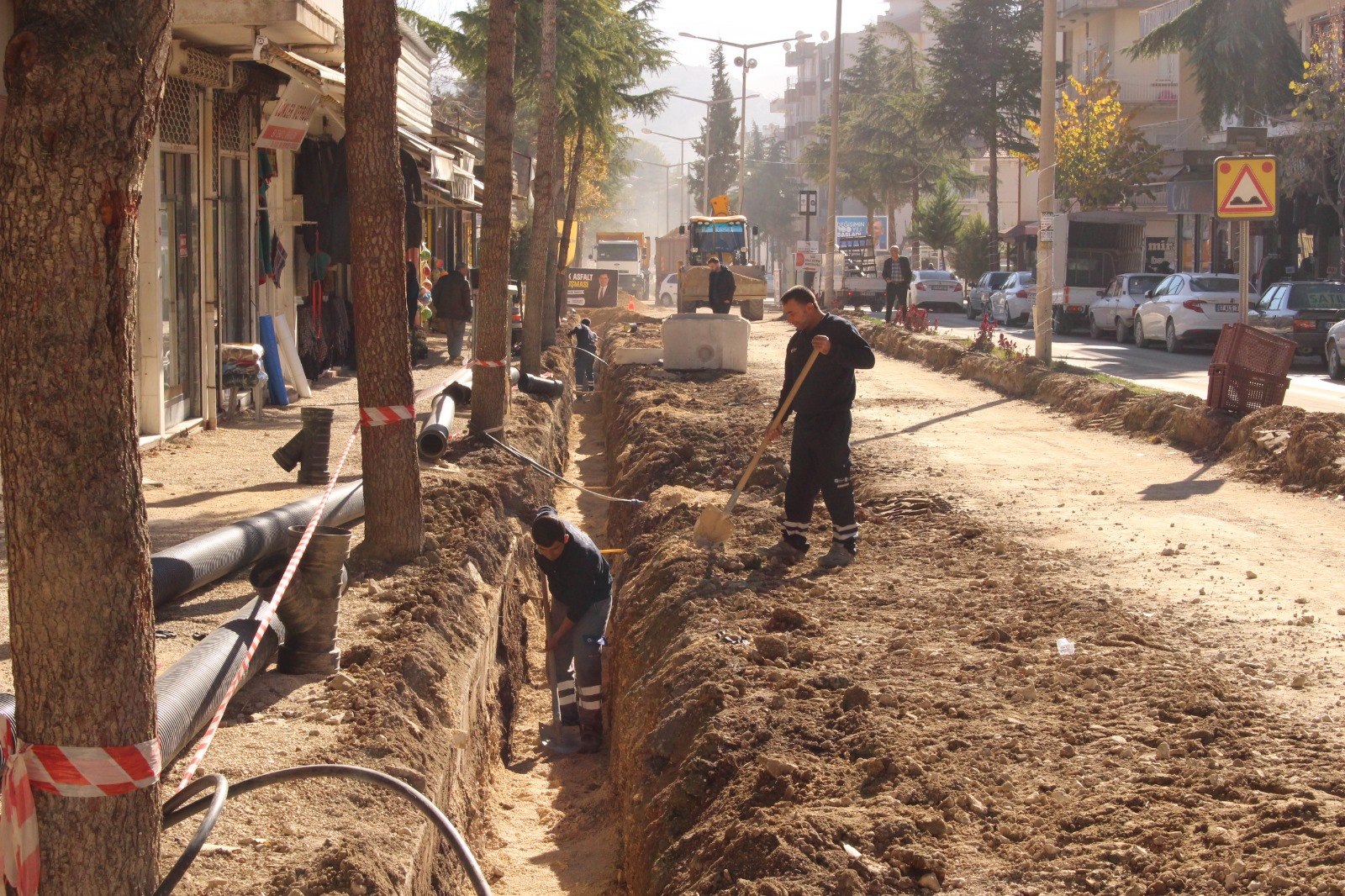 Elmalı Atatürk Caddesi'nde Altyapı ve Asfalt Çalışmaları Sona Erdi (1)