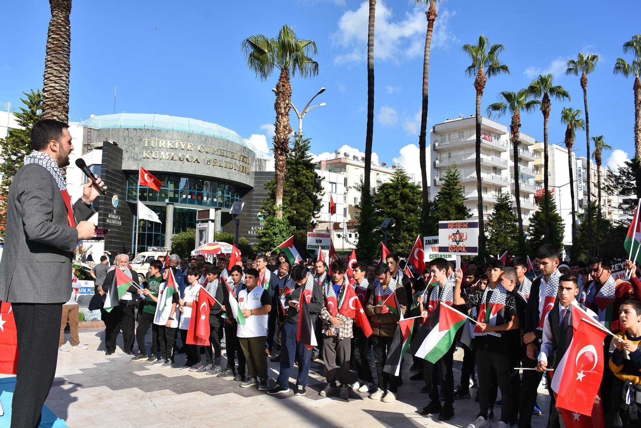 Kumluca’da Filistin’e Destek Mitingi Düzenlendi (3)