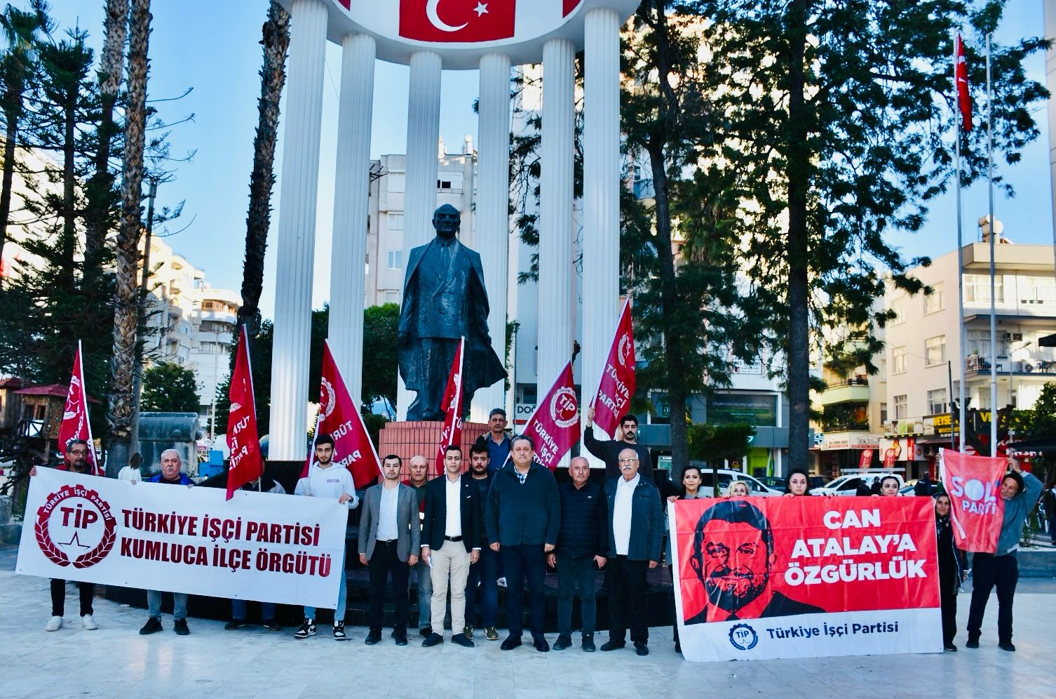 TİP'ten Can Atalay için Cumhuriyet Meydanında açıklama Hatay halkı vekilini istiyor (7)