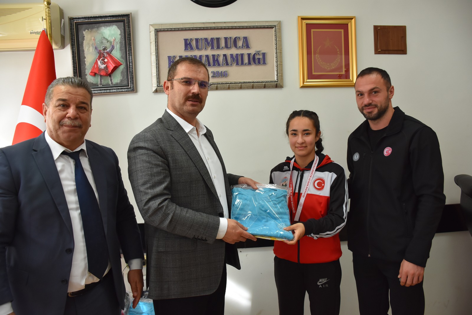 Başarılı Sporculardan Kaymakam Erdemir (7)