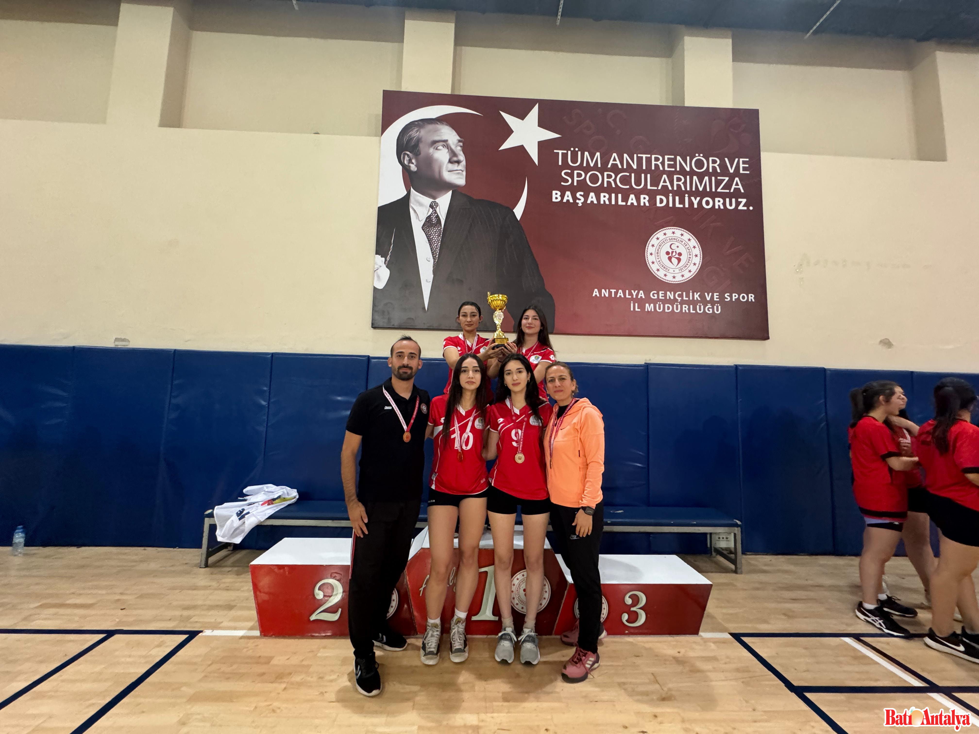 Antalya'da Badminton Başarısı1