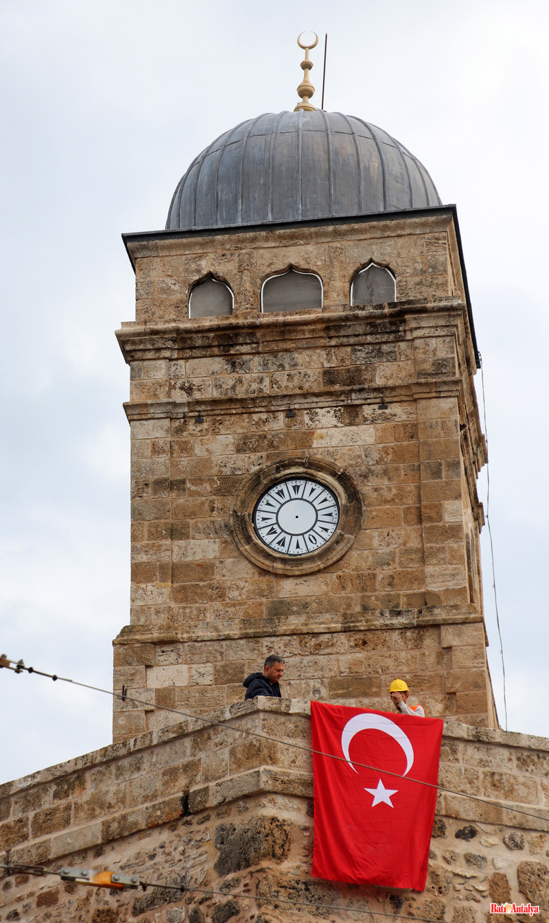 Antalya'nın Sembolü Saat Kulesi' (1)