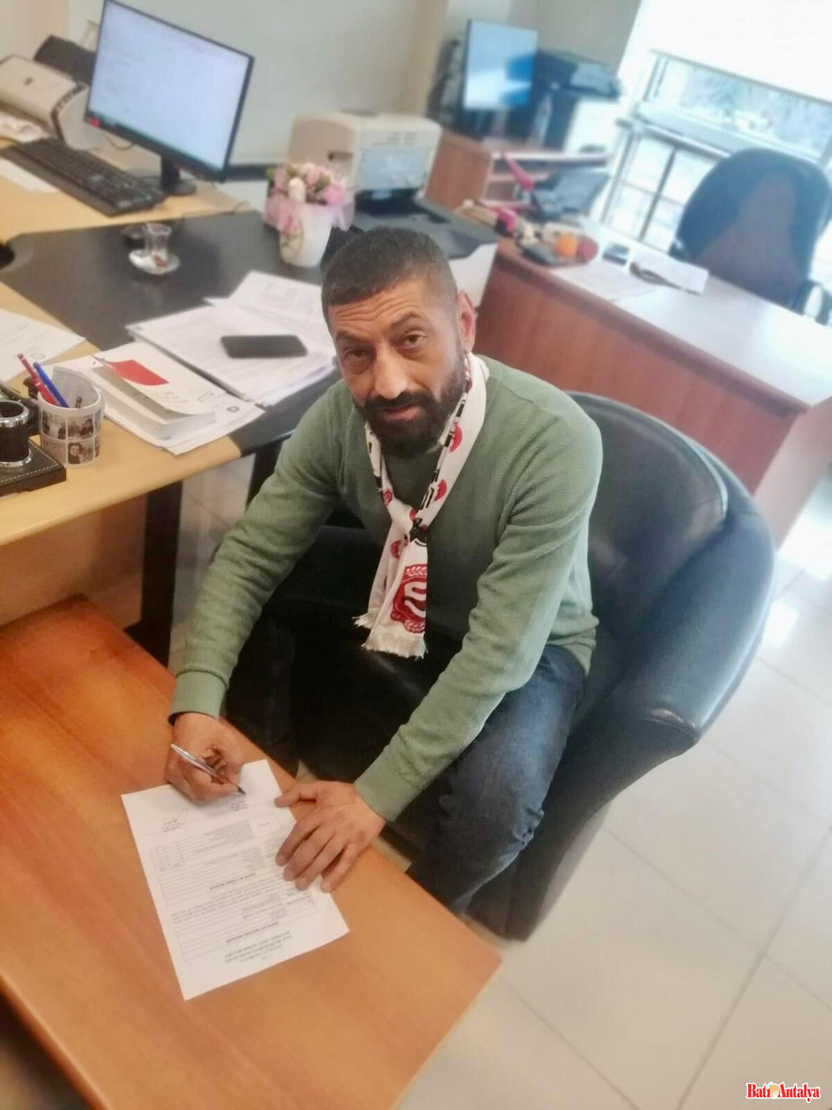 İsmail Songur, Meclis Üyeliği Adaylığı Başvurusunu Yaptı (5)