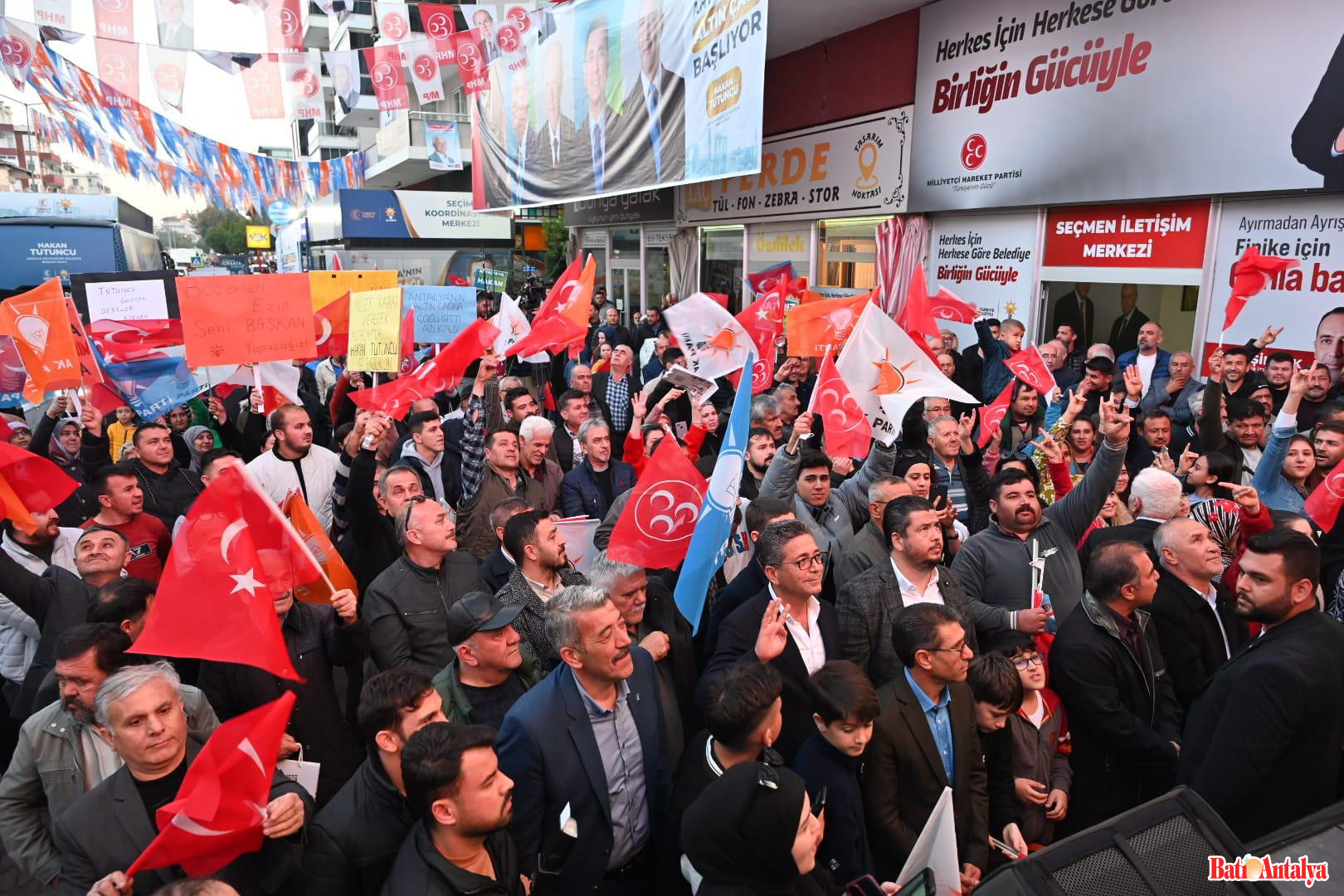 Tutuncu Antalya Bilir, Belediyecilik Bizim Isimizdir 3