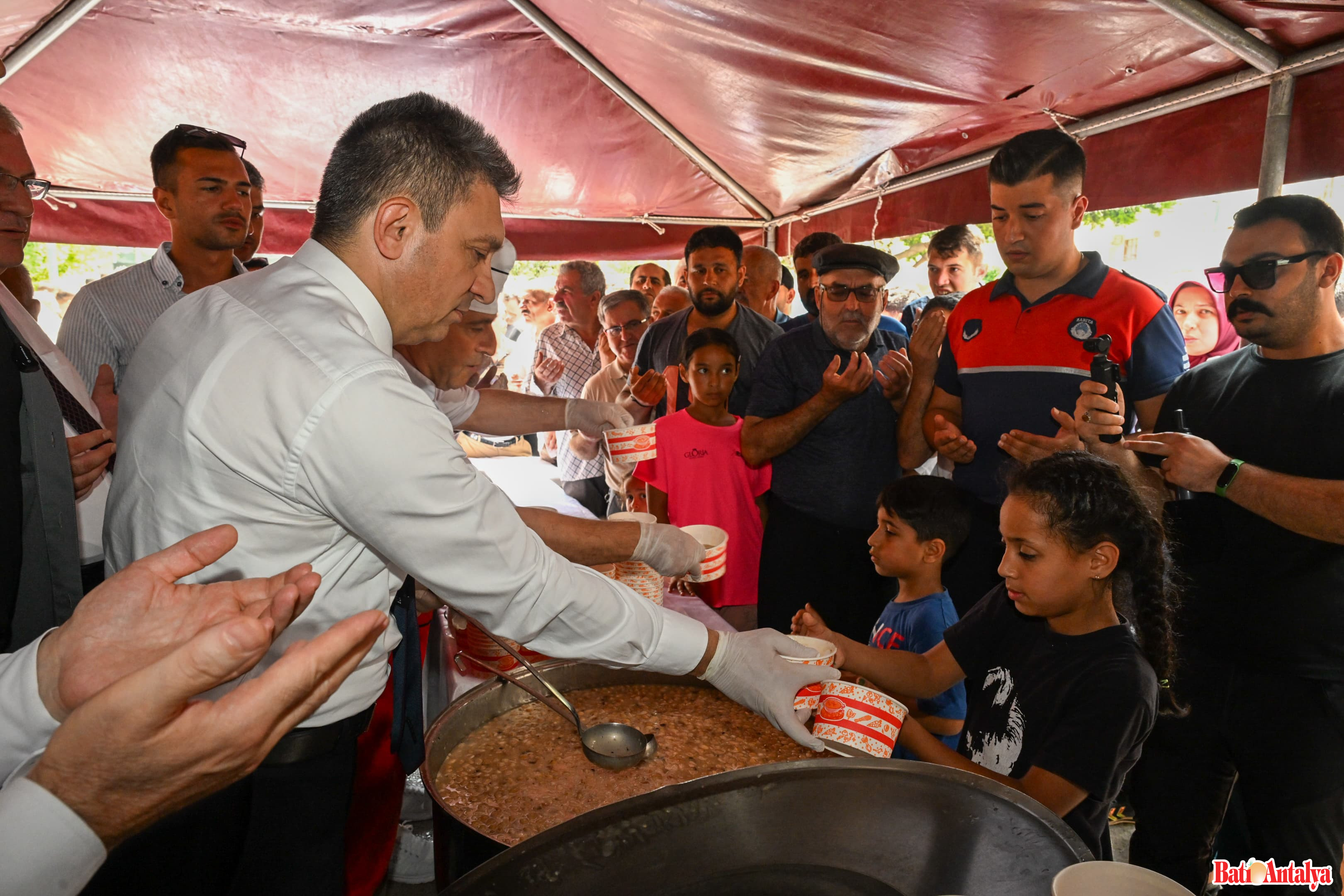 Antalya Vali̇si̇ Hulusi̇ Şahi̇n 7