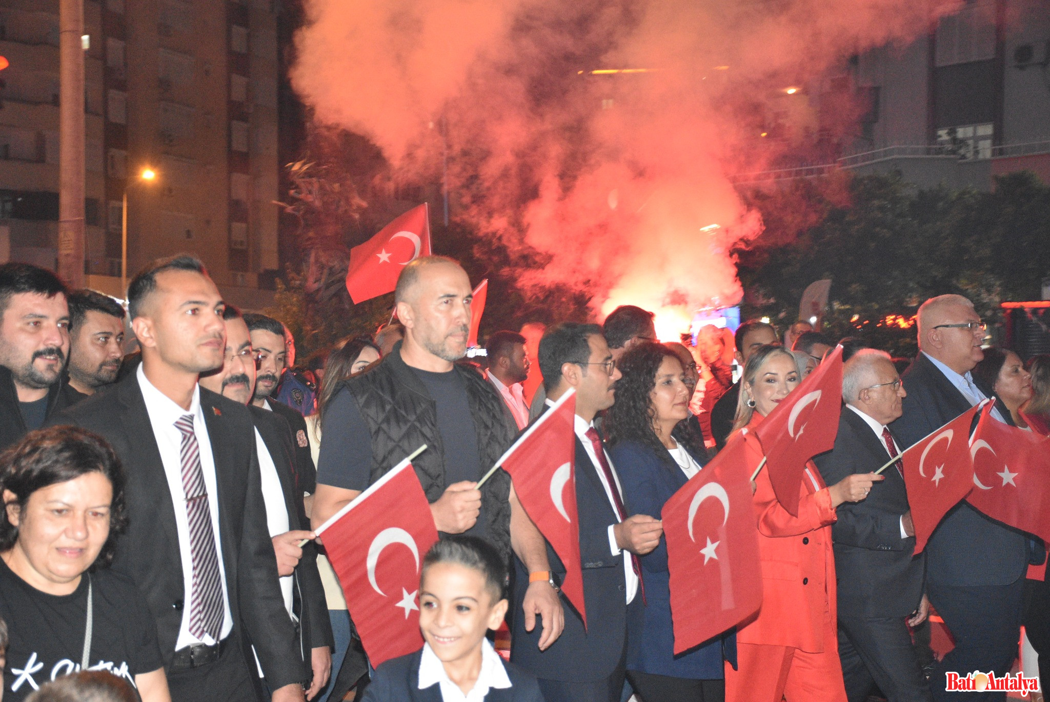 Cumhuri̇yeti̇n Işiği Kumluca’da Parladi 13