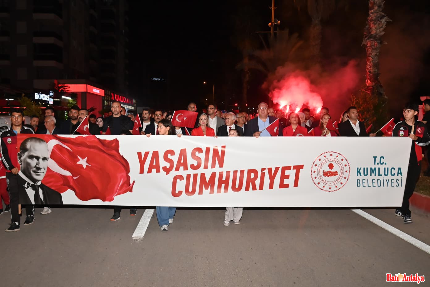 Cumhuri̇yeti̇n Işiği Kumluca’da Parladi 6