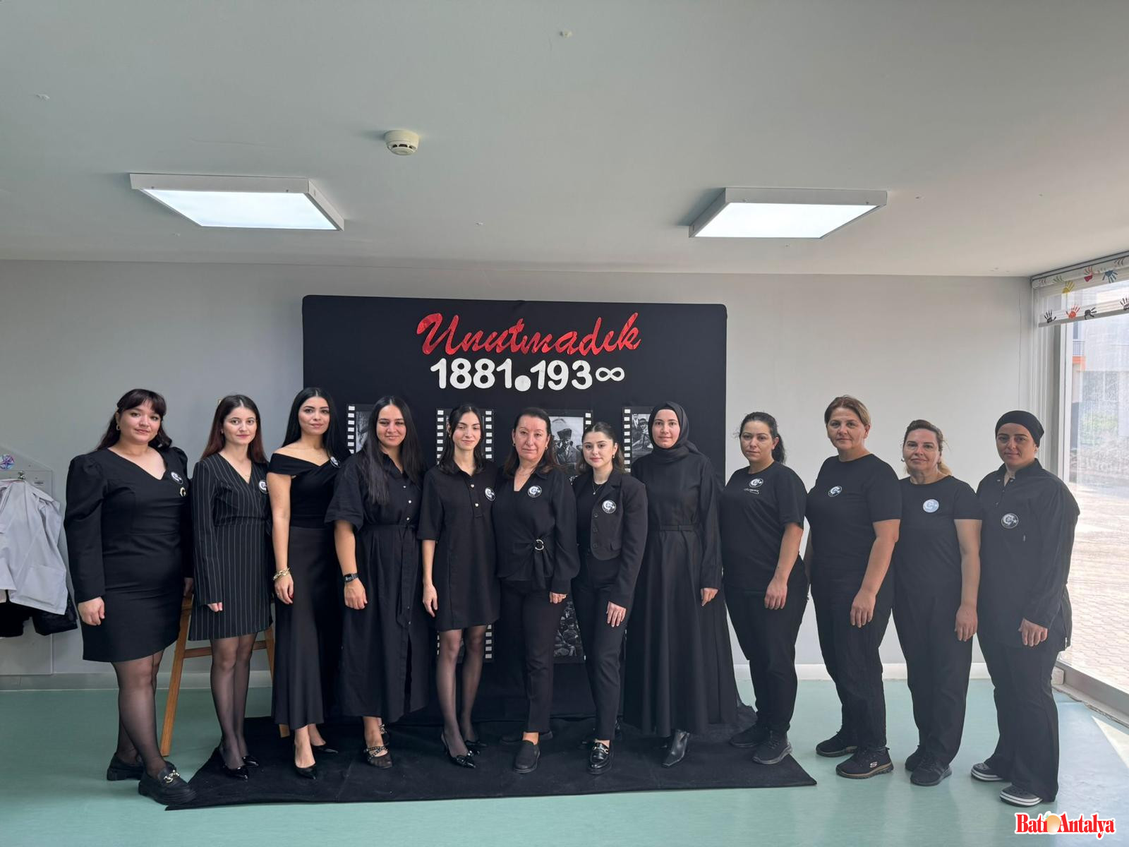 Minik Yüreklerden Ata 1