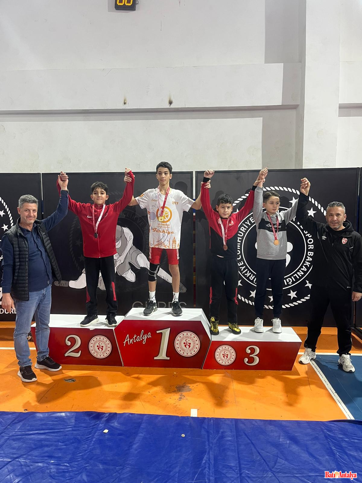 Kumluca Güreşte İl Gururu Yaşadı 2