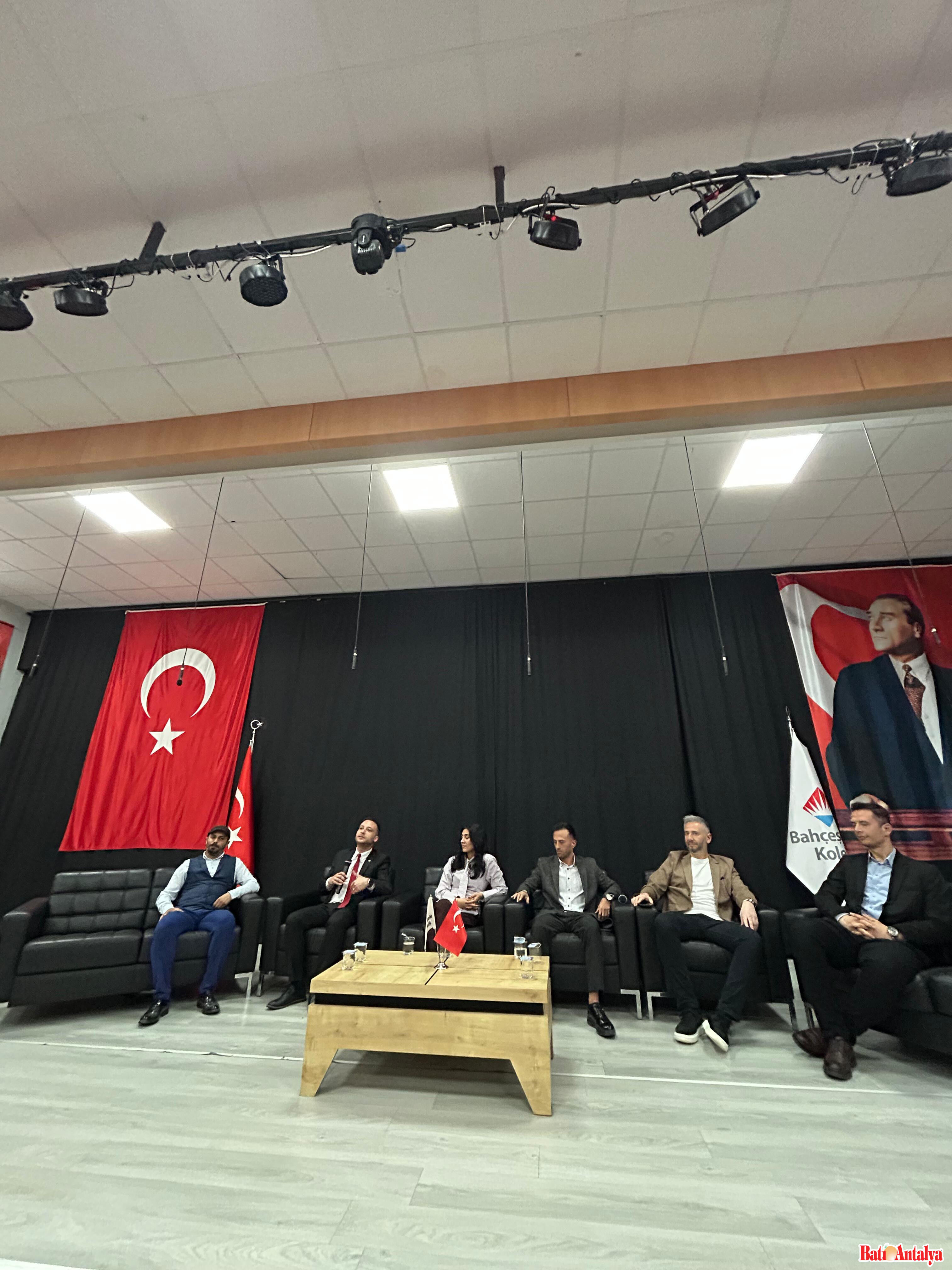 Bahçeşehir Veli̇ Toplanti 1