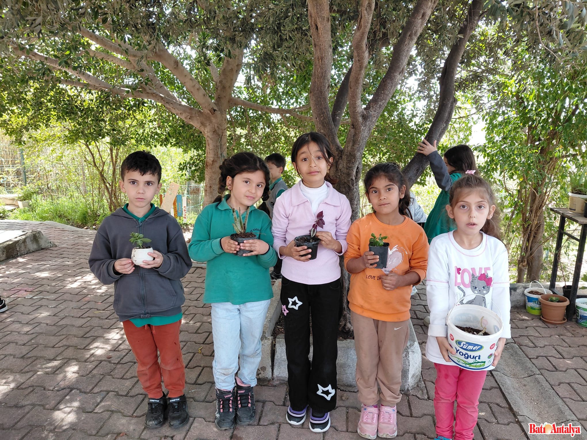 Kumluca Mi̇ni̇k Eller 10