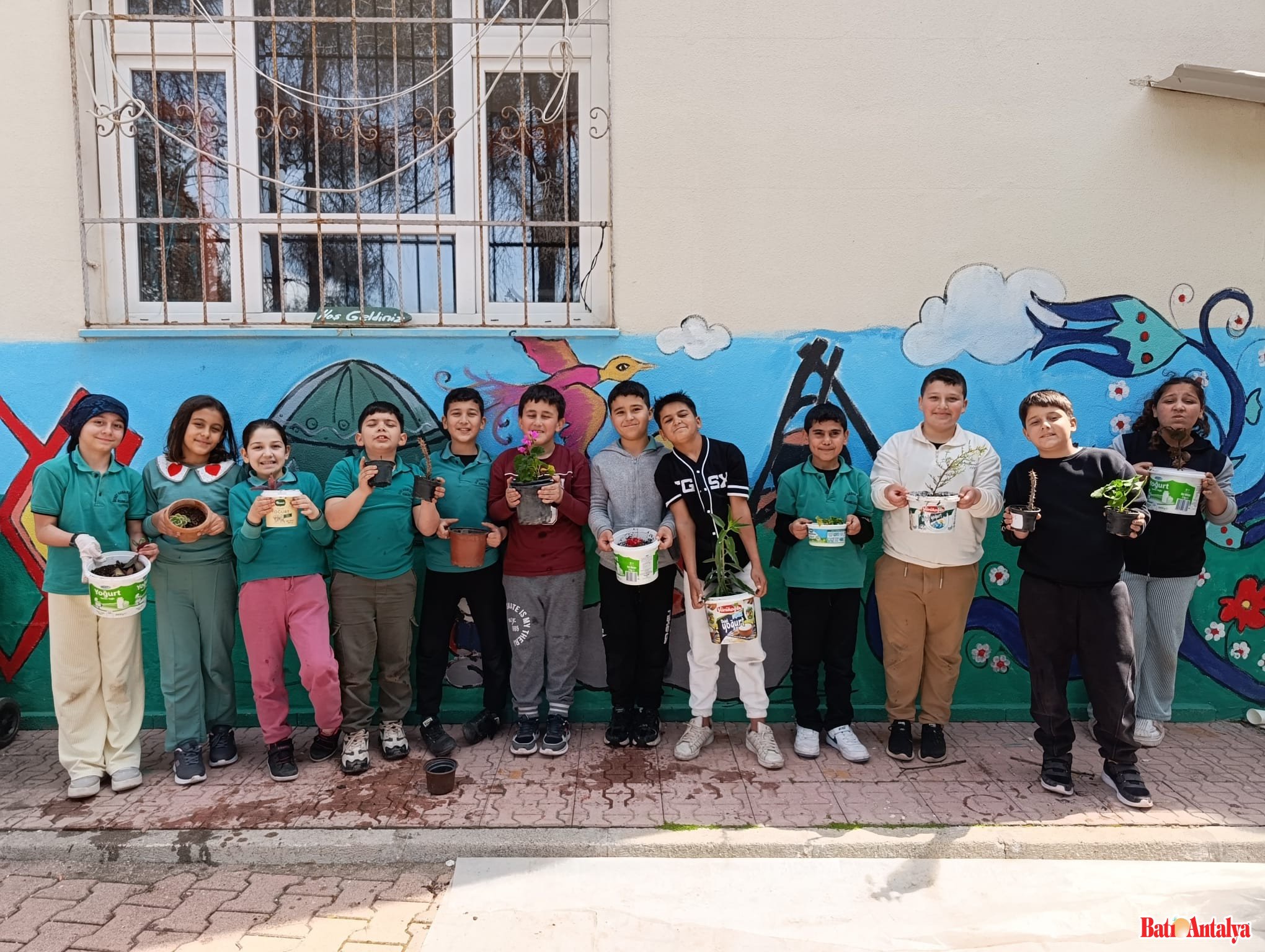 Kumluca’da Minik Eller Doğayla Buluştu