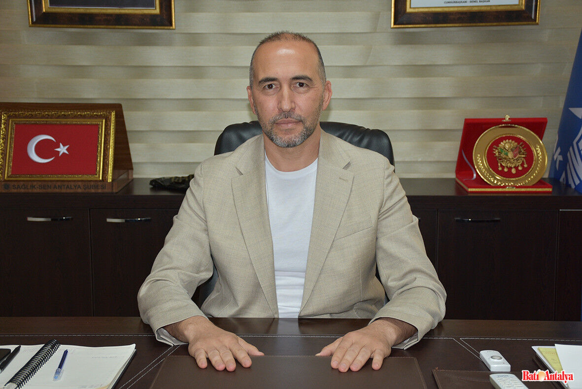 “4 Milyarlık Yatırımı Görmeyip Bir Köprüyü Konuşuyorlar”