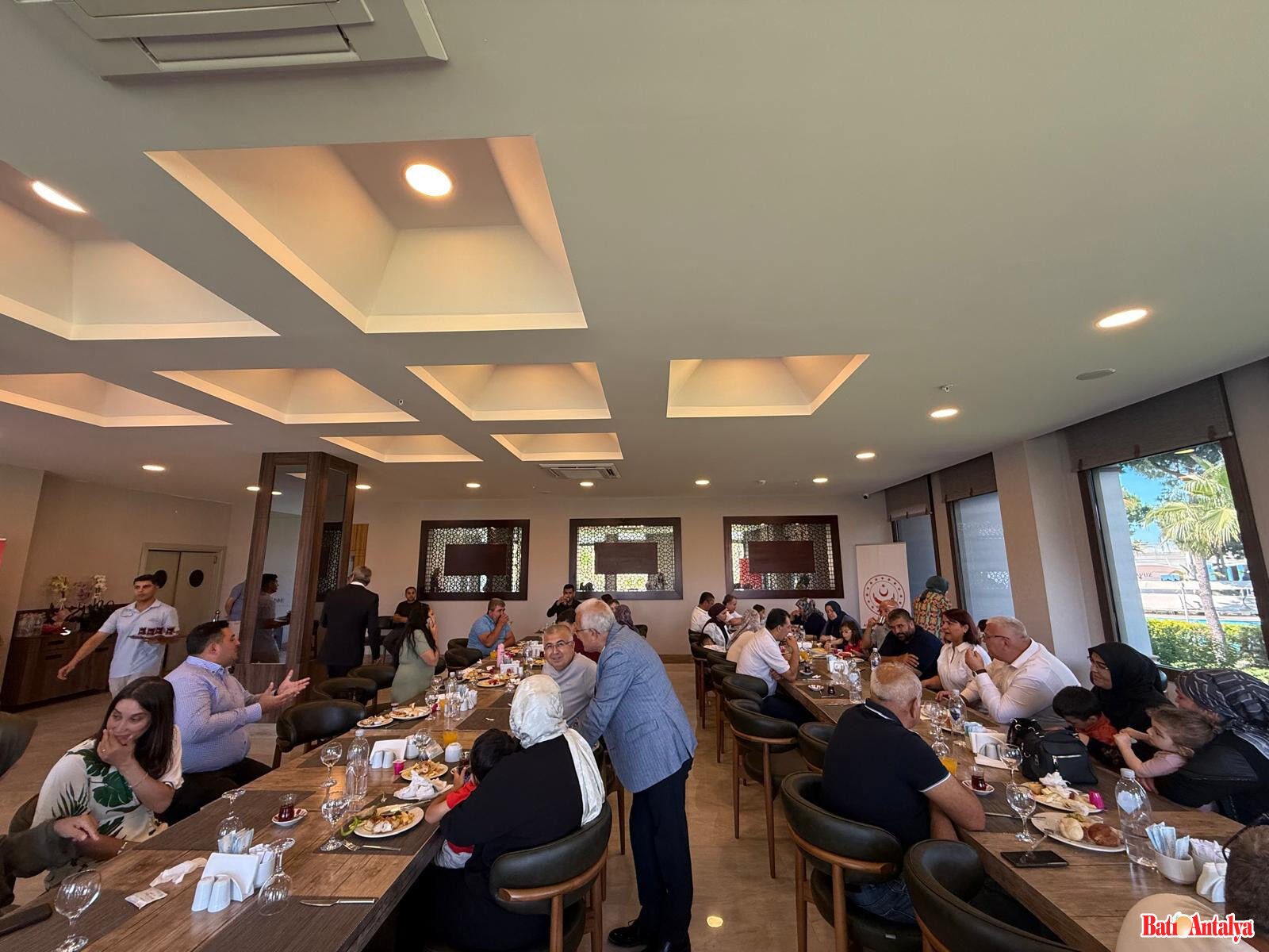 Kumluca’da Babalar Günü’nde Anlamlı Buluşma