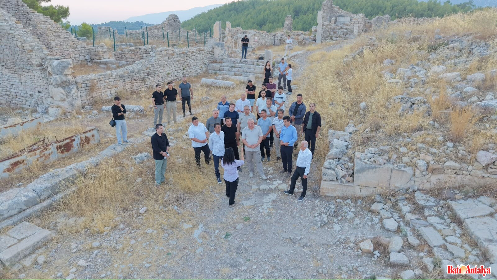 Rhodi̇apoli̇s 1