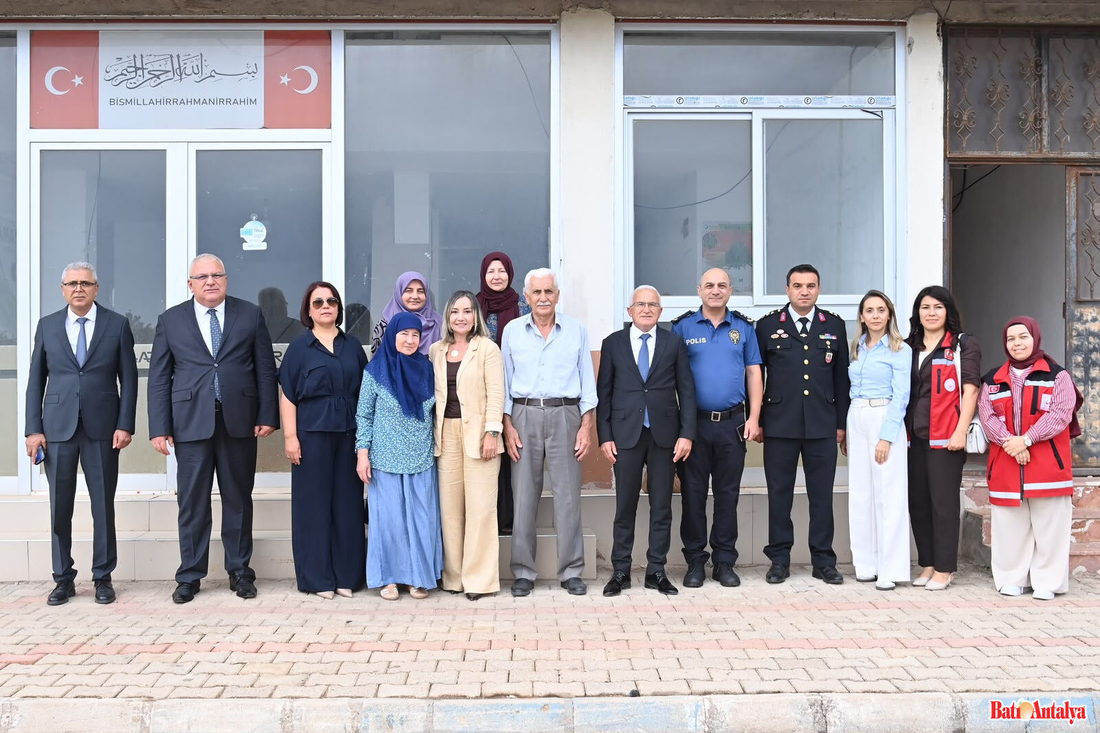 KUMLUCA’DA KIBRIS GAZİLERİNE VEFA ZİYARETİ