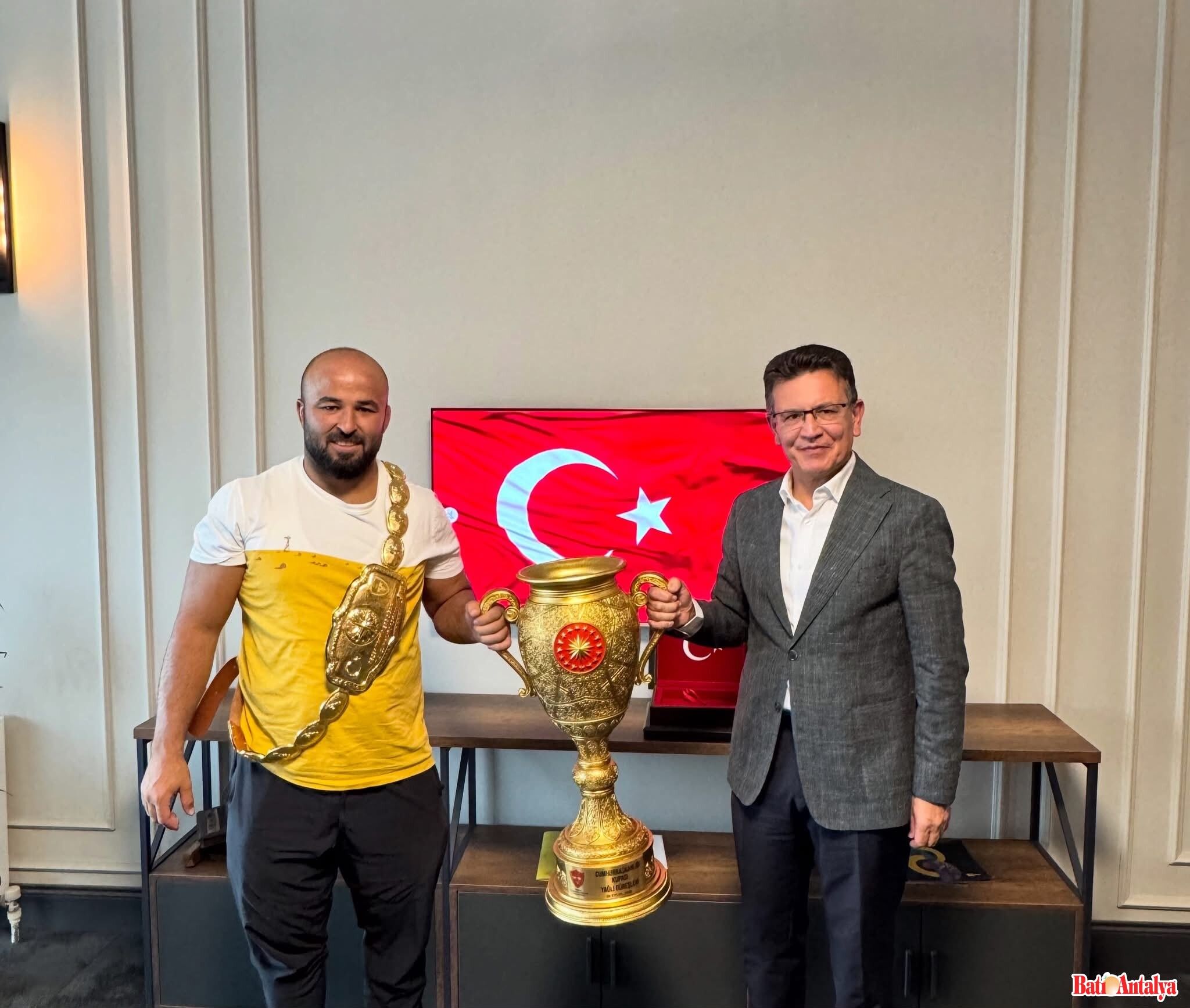 Atay Uslu 3