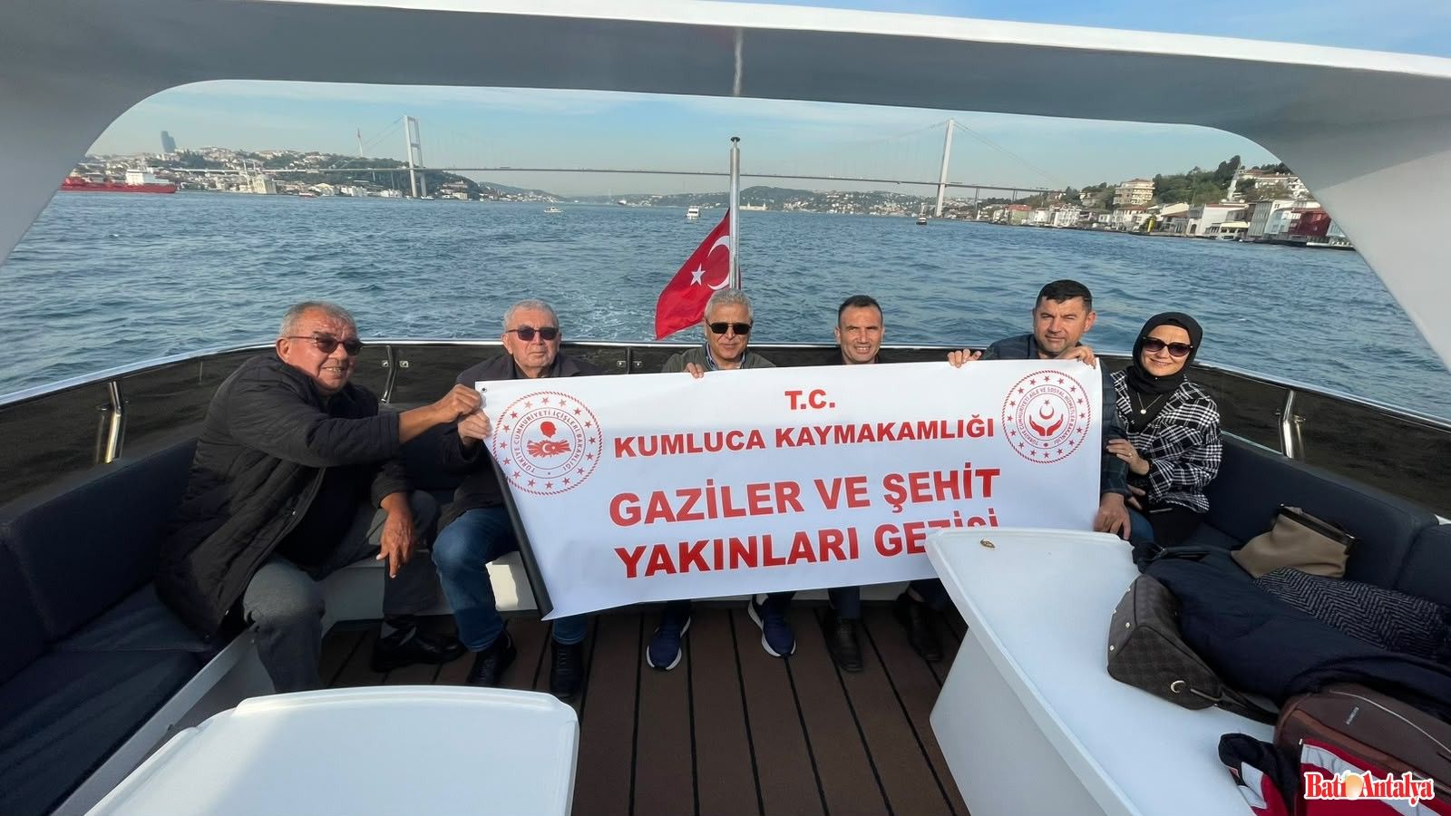 Kumluca’dan Şehi̇t Yakinlari Ve Gazi̇lere Anlamli İstanbul Gezi̇si̇ 3