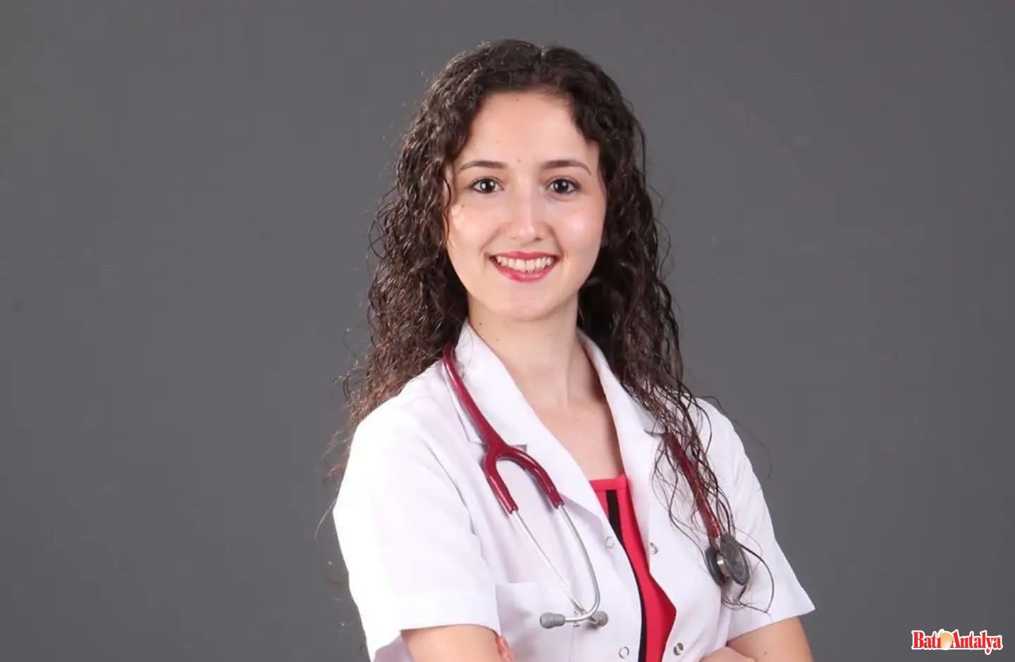 KUMLUCA’NIN DOKTORU MEMLEKETİNDE GÖREVE BAŞLADI