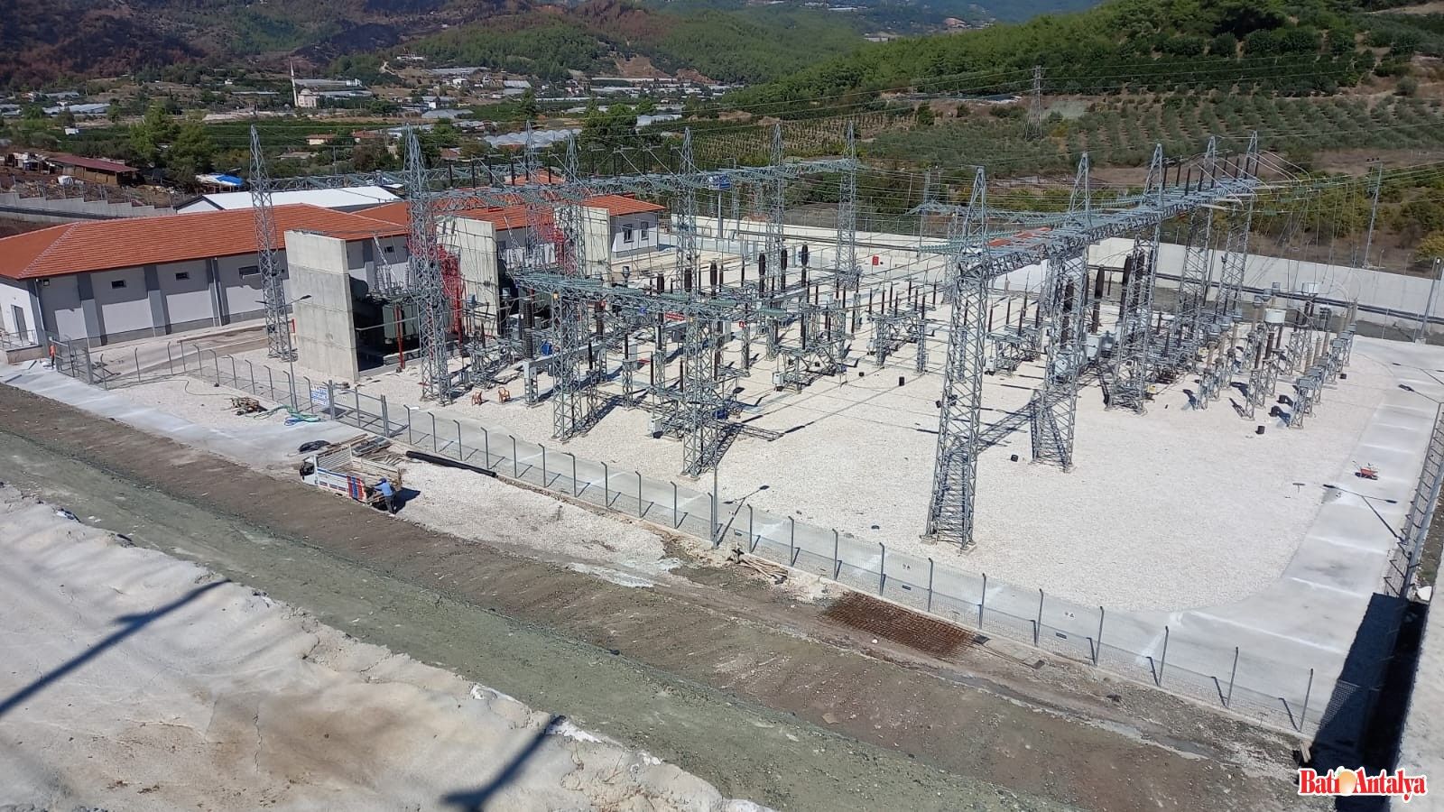 Kumluca’nin Yillardir Süren Elektri̇k Sorununa Dev Yatirim! 2