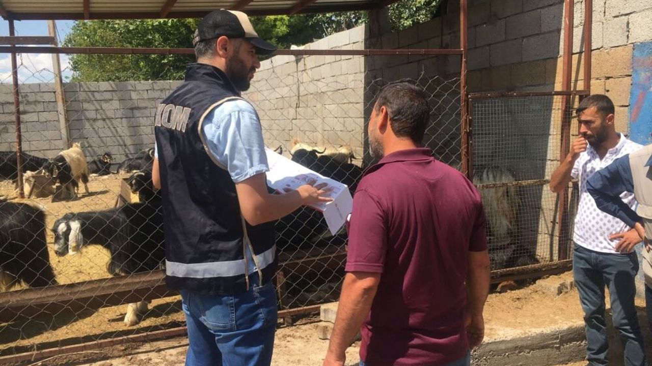 Diyarbakır'da Kurban Bayramı öncesi polisten "sahte para" uyarısı
