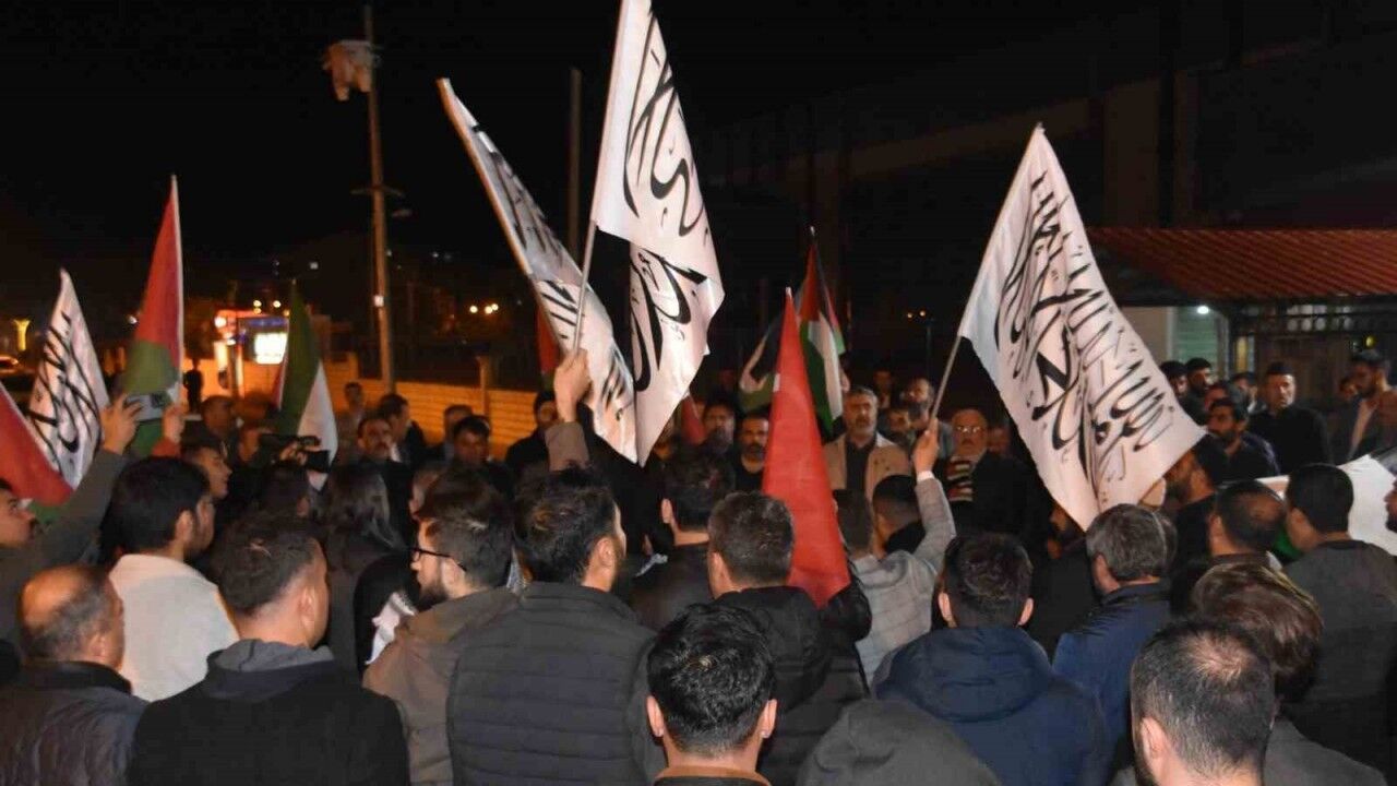 Bitlis'te İsrail Protestosu: Gazze'de Vahşet Durdurulsun!