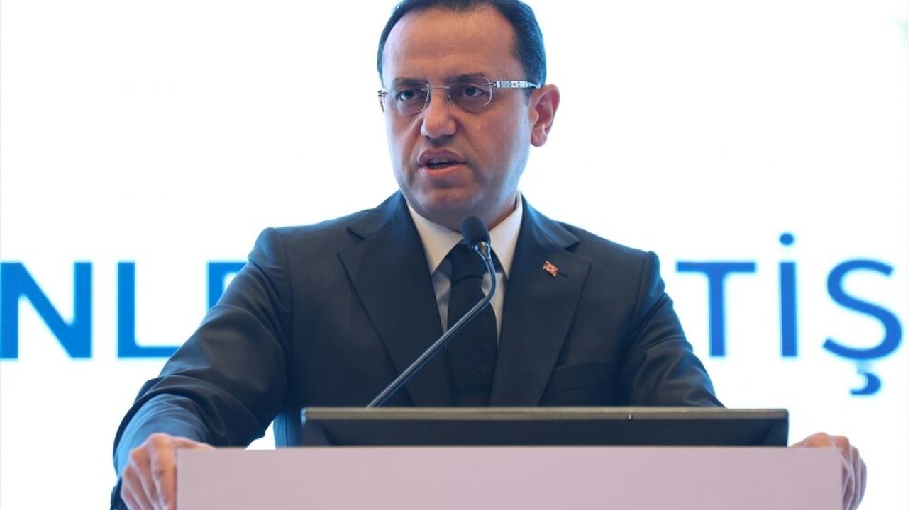 Antalya'da "9. Su Ürünleri Yetiştiriciliği Çalıştayı" başladı