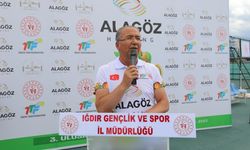 Iğdır'da Alagöz Holding 3. Kayısı Cup Tenis Turnuvası başladı