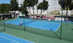 Okul Sporları Yıldızlar Tenis Türkiye Şampiyonası, Manisa'da başladı