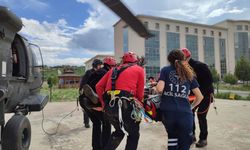 Tunceli'de kalp krizi geçiren çoban, askeri helikopterle hastaneye yetiştirildi