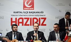 Yeniden Refah Partisi Genel Başkanı Erbakan, Kartal'da ilçe teşkilatıyla bir araya geldi: