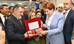 İYİ Parti Genel Başkanı Akşener'e doğum günü sürprizi