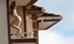 Balkonuna çıplak halde çıkarak dakikalarca twerk yaptı