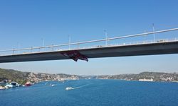 Filenin Sultanları'nın şampiyonluk bayrağı boğazdaki köprülere asıldı
