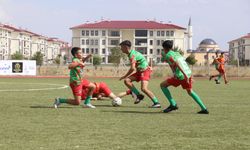 Kaybedeni olmayan futbol turnuvasının şampiyonu, Diyarbakırlı depremzede çocuklar oldu