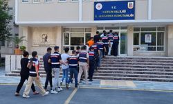 Mersin'de sahte ilanla dolandırıcılık yaptıkları iddiasıyla 6 şüpheli tutuklandı