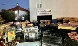 Aksu'da bir depoda 12 ton kaçak kahve ele geçirildi