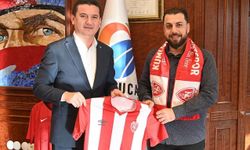 Kumluca Belediyespor güçlenerek büyüyor