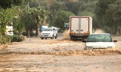 Antalya'da sağanak etkili oldu