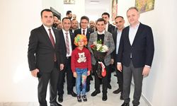 Finike'de yenilenen İlçe Halk Kütüphanesi Hizmete Açıldı!