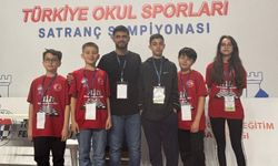 BAHÇEŞEHİR KOLEJİ SATRANÇ TAKIMI TÜRKİYE FİNALLERİNDE!
