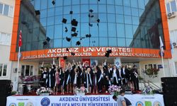 Kumluca MYO’da Mezuniyet Coşkusu