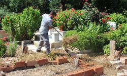 BÜYÜKŞEHİR BELEDİYESİ’NDEN  BAYRAM ÖNCESİ MEZARLIKLARDA TEMİZLİK