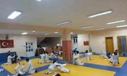 KUMLUCA'DA YAZ SPOR OKULLARI BAŞLIYOR