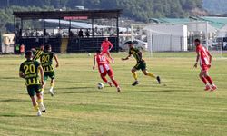 Kumluca Belediyespor Evindeki İlk Maçında 2-1 Galip Geldi
