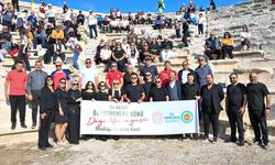 Öğretmenler Rhodıapolıs’e Yürüdü