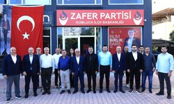Ticaret Odası’ndan Zafer Partisi İlçe Teşkilatına Hayırlı Olsun Ziyareti
