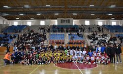 Kumluca’da Gençler Futsal İlçe Şampiyonası Finalle Tamamlandı