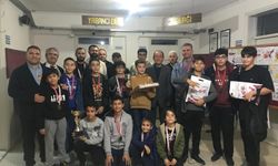 Hamleler Ata’ya Saygı İçin