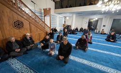 İbadet, Sohbet Ve İkramla Gelen Kaynaşma